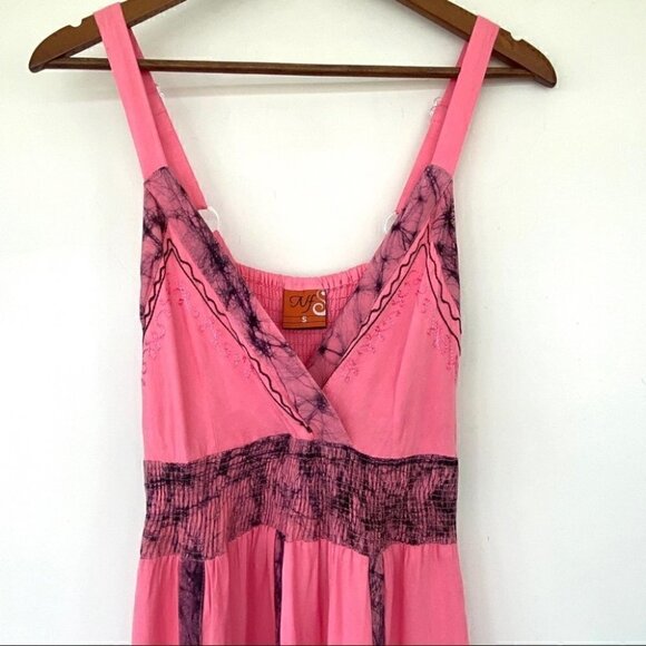 Pink mini dress  with empire waist and embroidery, sleeveless - Picture 6 of 16